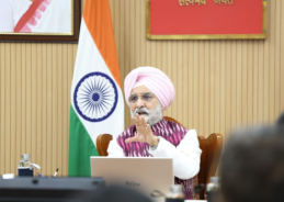 Delhi LG Sandhu reviews functioning of Delhi Police’s dedicated Senior Citizen Mobile Application