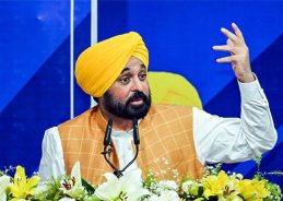 Punjab CM postpones talks with state government employees till they end strike 