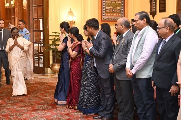 President Murmu Urges Officer Trainees to Serve People With Fairness, Humility, Dedication
