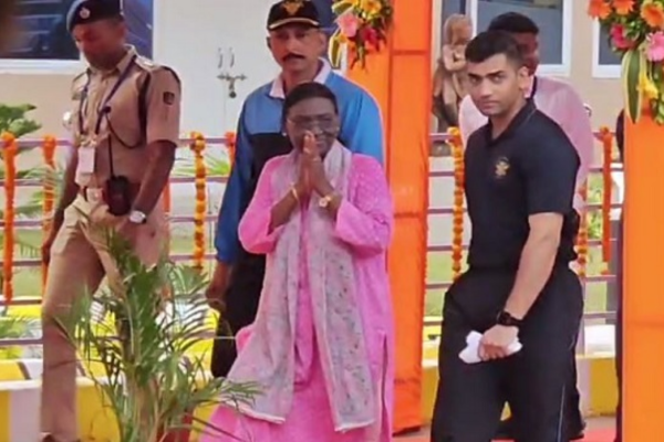 President Droupadi Murmu offers prayers at Dhabaleswar Temple in Odisha