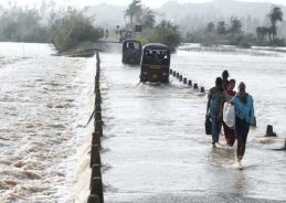 Odisha continues to reel under incessant rain; several rivers on rise Odisha continues to reel under incessant rain; several rivers on rise