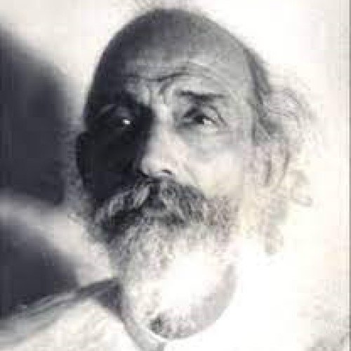 Defence Minister Rajnath Singh pays tribute to Purushottam Das Tandon