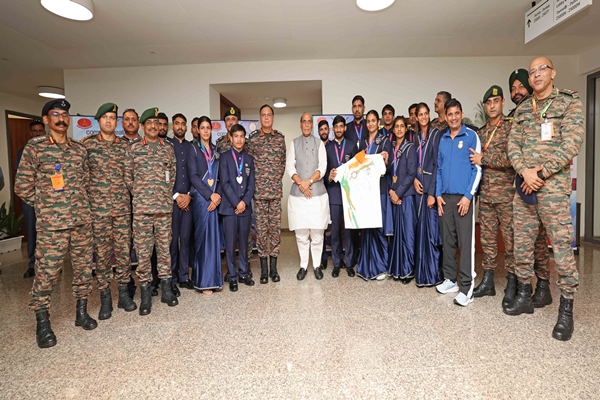 Defence Minister Rajnath Singh Interacts with Indian Army Athletes for Winning 16 Commonwealth Games Medals