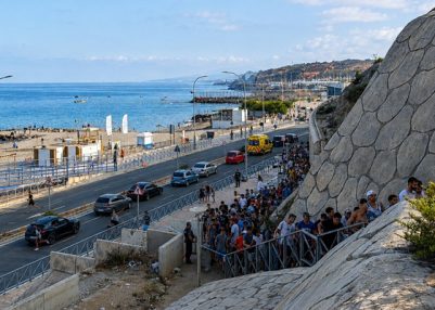 Spain Imposes Border Controls on Travellers Arriving from Italy Spain Imposes Border Controls on Travellers Arriving from Italy