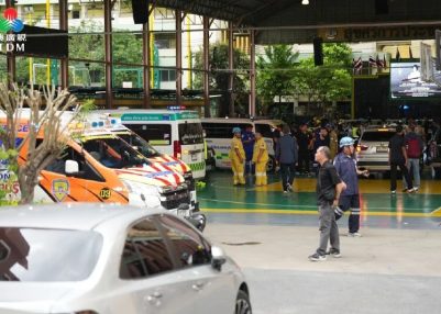 Thailand: 14 yr student kills seven people before taking his own life Thailand: 14 yr student kills seven people before taking his own life