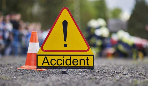 মহাৰাষ্ট্ৰত হোৱা এটা পথ দুৰ্ঘটনাত ৪জন লোকৰ মৃত্যু