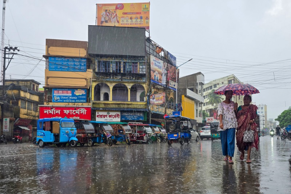 पश्चिम बंगाल के कई जिलों में आज हल्की से मध्यम बारिश का अनुमान