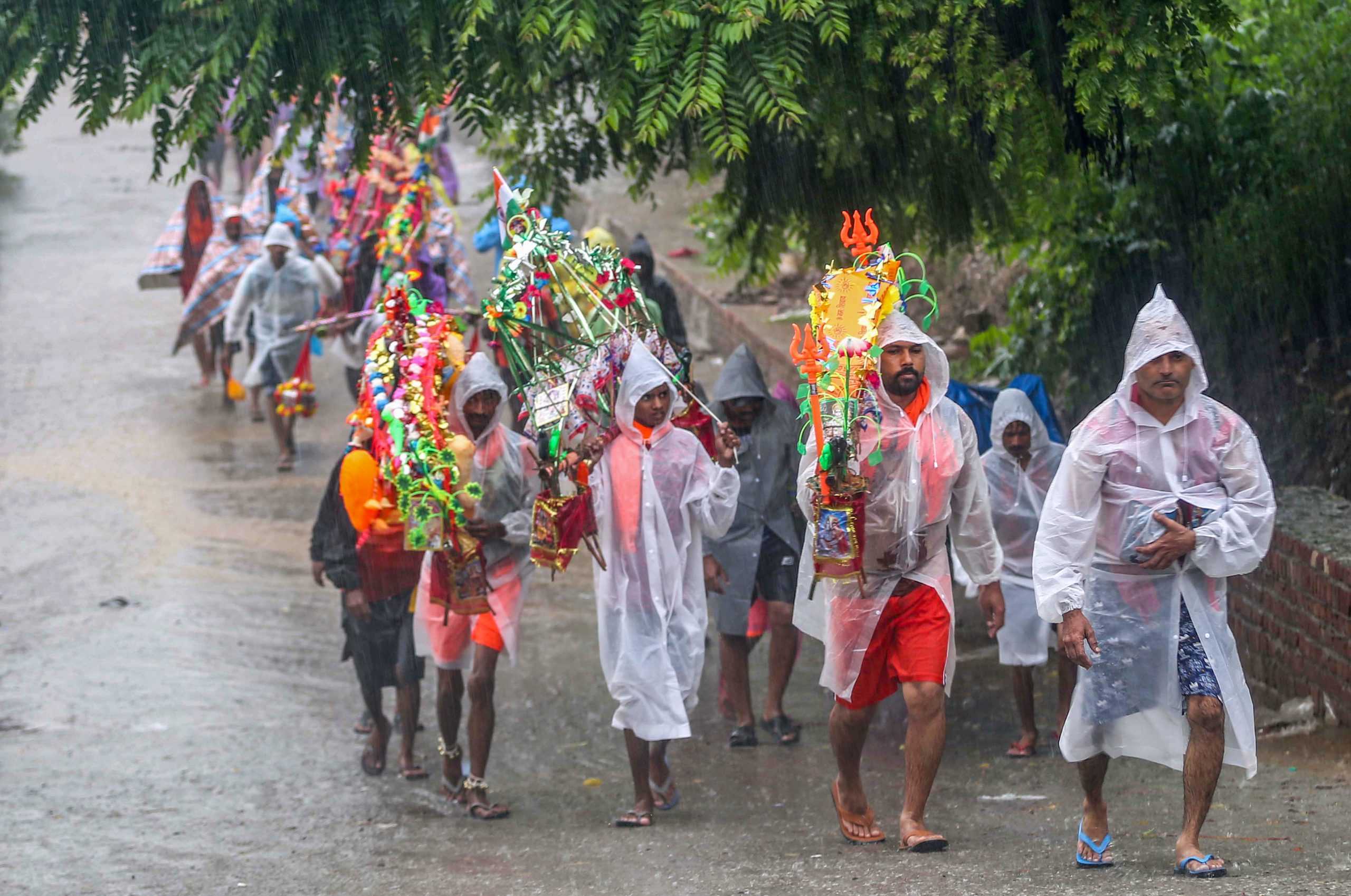 Char Dham Yatra suspended till today amid adverse weather conditions