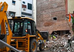 Delhi Police arrests 3 members of family that owned collapsed building in Sayta Niketan area of national capital