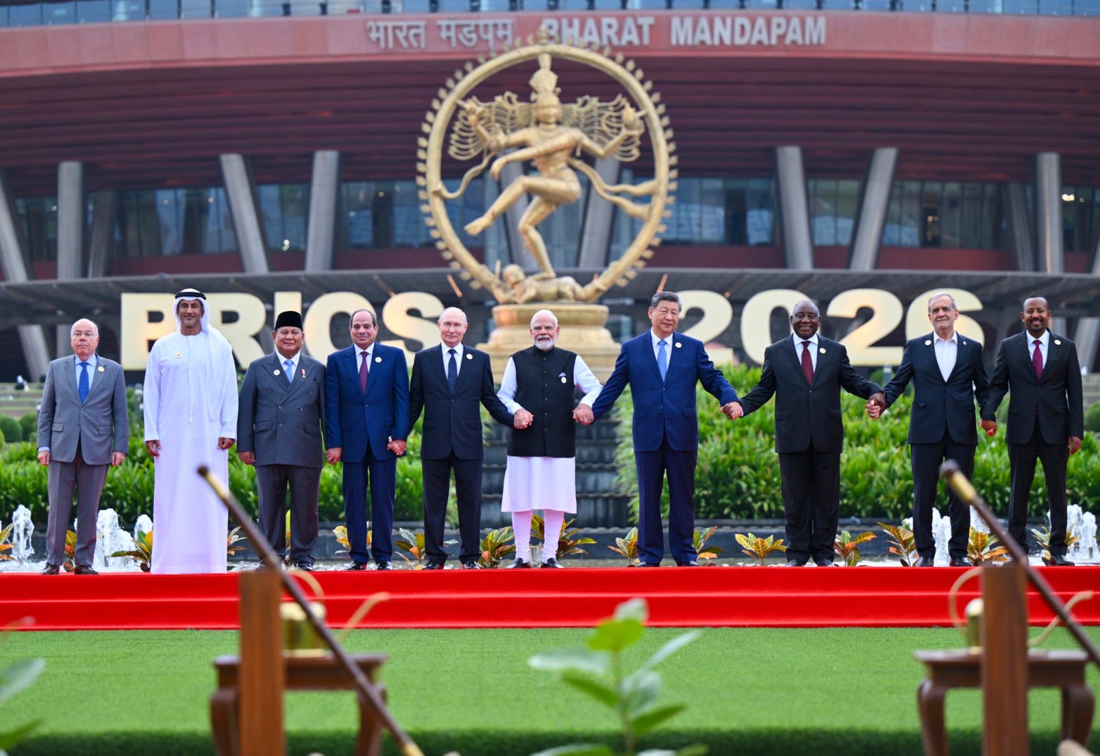 पीएम मोदी ने ब्रिक्‍स शिखर सम्मेलन को सफल और परिणामोन्मुखी बनाने के लिए  ब्रिक्‍स नेताओं का आभार व्‍यक्‍त किया