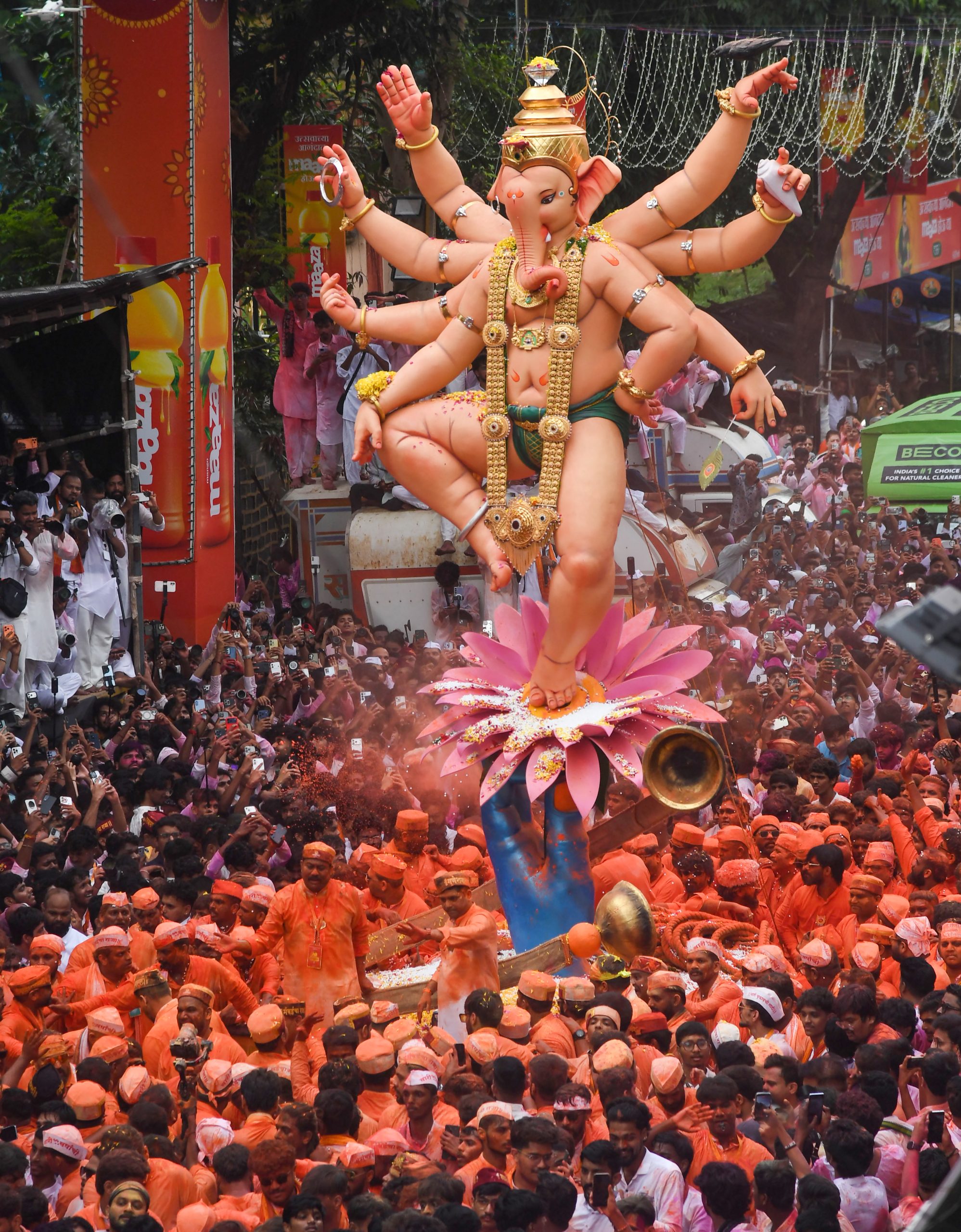 Ganeshotsav Concludes Across Country with Ganesh Idol Immersions on Anant Chaturdashi