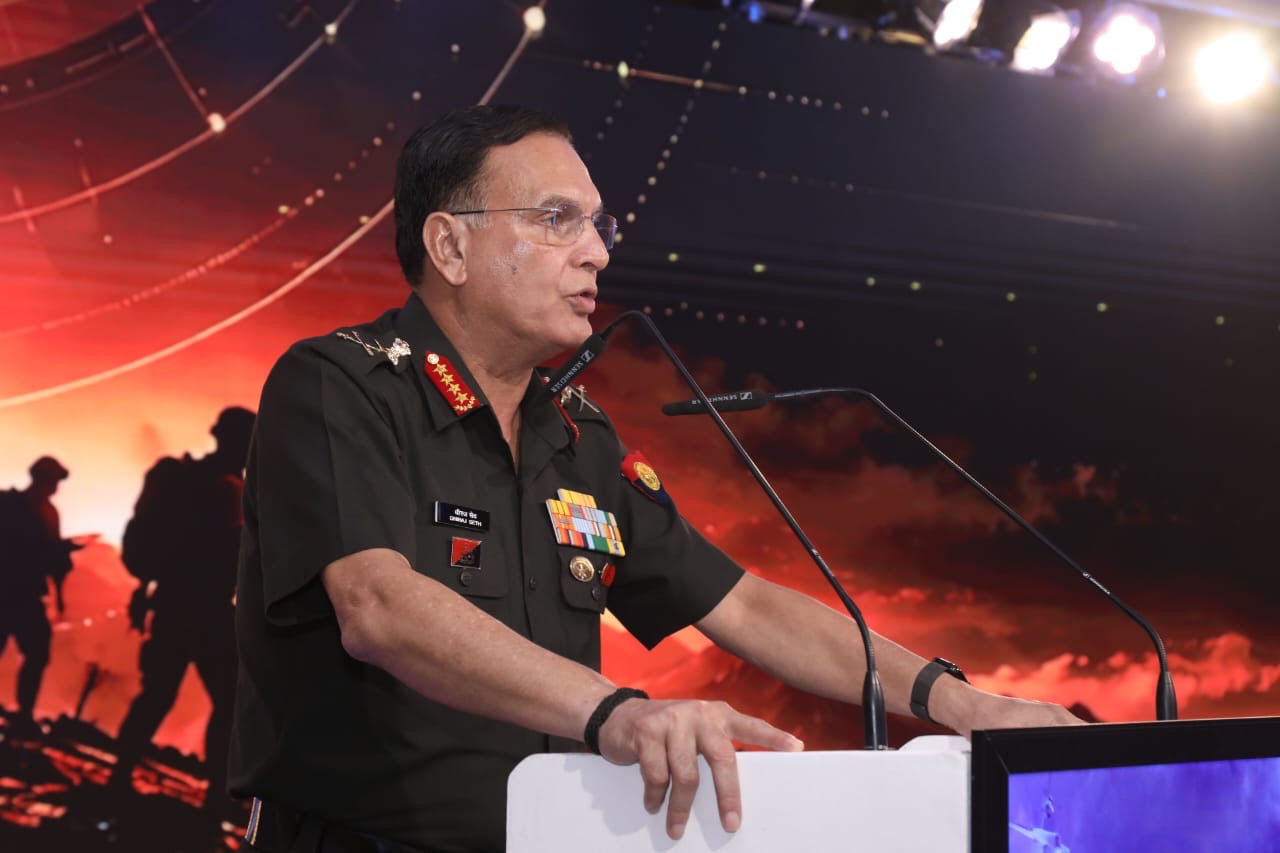 थलसेना प्रमुख ने कहा- देश की रक्षा और लंबे संघर्ष में सैन्य क्षमता बनाए रखना महत्वपूर्ण
