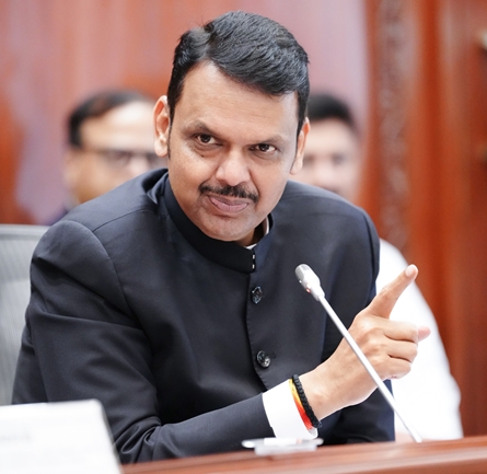 Maharashtra govt decides to provide soft loans to sugar mills to clear pending dues of farmers for 2025-26 crushing season