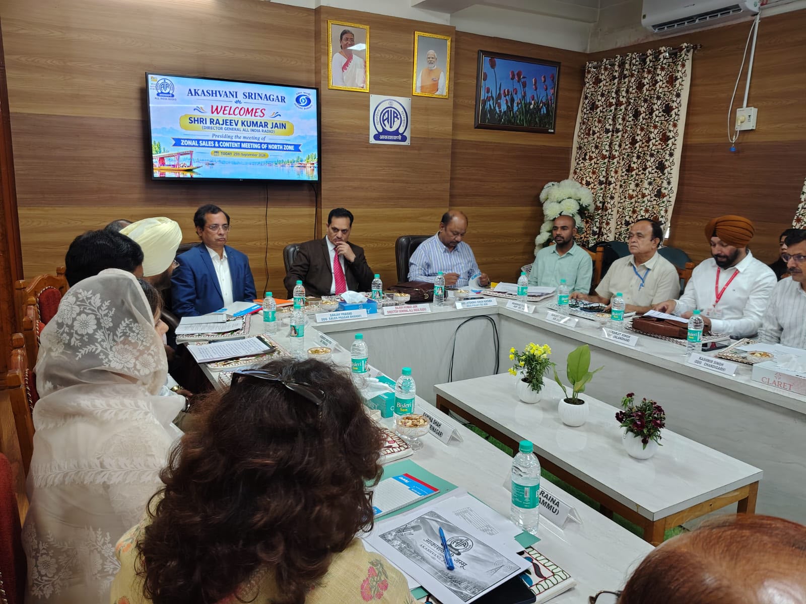 Akashvani DG Rajeev Kumar Jain chairs review meeting of Regional Channel Managers of North Zone at Akashvani Srinagar