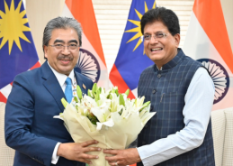 Union Minister Piyush Goyal holds bilateral meeting with Malaysian Minister of Investment, Trade and Industry in New Delhi Union Minister Piyush Goyal holds bilateral meeting with Malaysian Minister of Investment, Trade and Industry in New Delhi