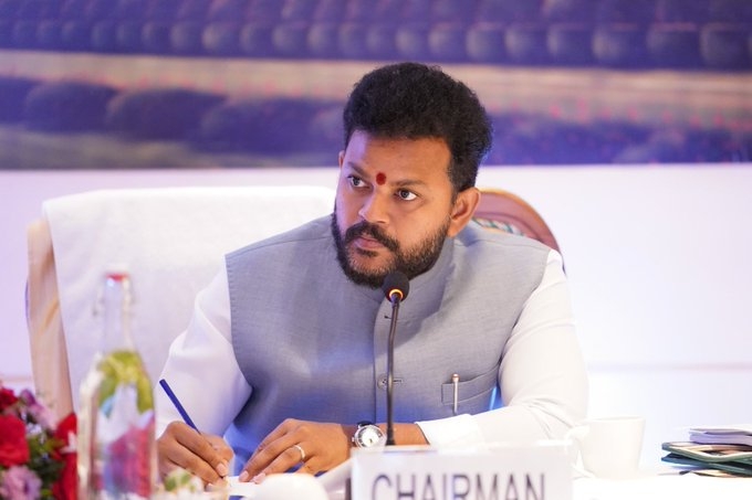 Civil Aviation Minister emphasises to make NOC process hassel-free for ease of doing business