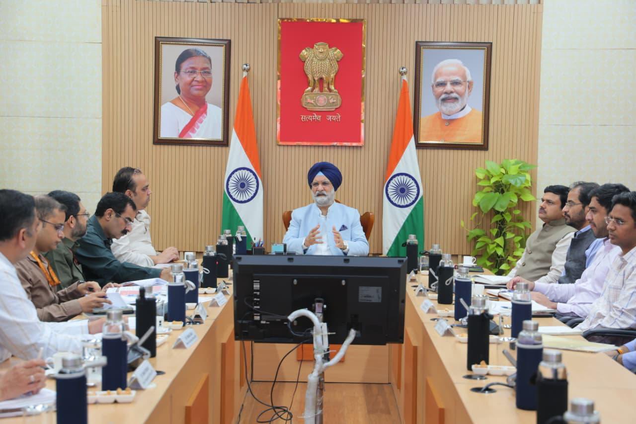 दिल्ली के उपराज्यपाल ने ‘टीबी मुक्त भारत अभियान’ की प्रगति समीक्षा बैठक की अध्यक्षता की