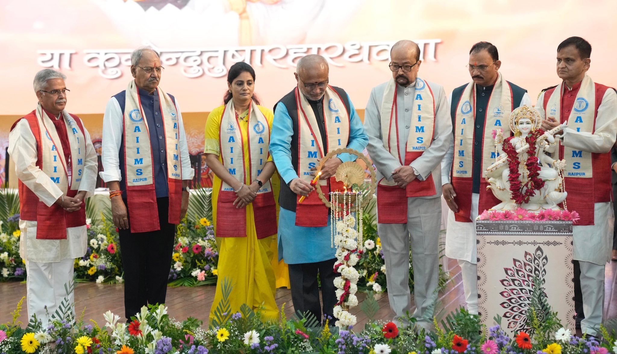 उपराष्ट्रपति सी. पी. राधाकृष्णन ने एम्स रायपुर के दीक्षांत समारोह में भाग लिया