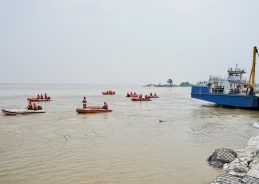 Floods continue to affect normal life in Bihar