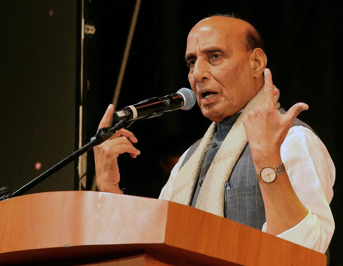 रक्षा मंत्री राजनाथ सिंह मंगलवार को तीन दिन के श्रीलंका दौरे पर जाएंगे