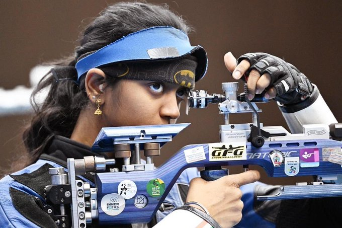 राष्ट्रपति और प्रधानमंत्री ने एशियन गेम्स में रजत पदक जीतने पर एलावेनिल वलारिवन को दी बधाई