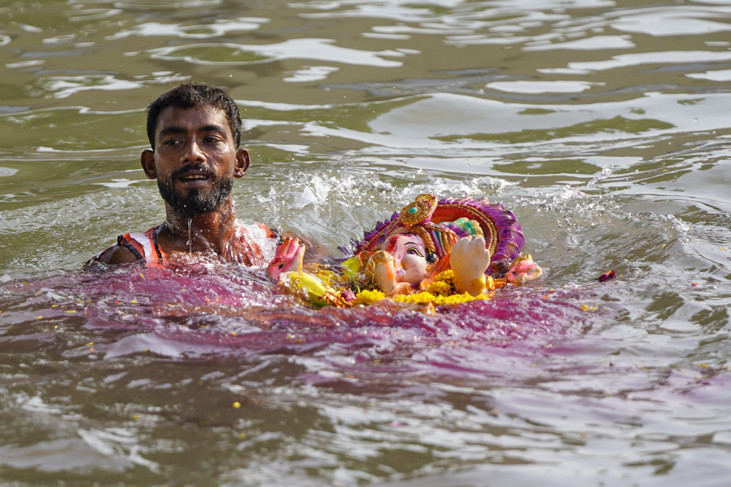 Anant Chaturdashi celebrated across Mumbai, marking culmination of 10-day Ganeshotsav