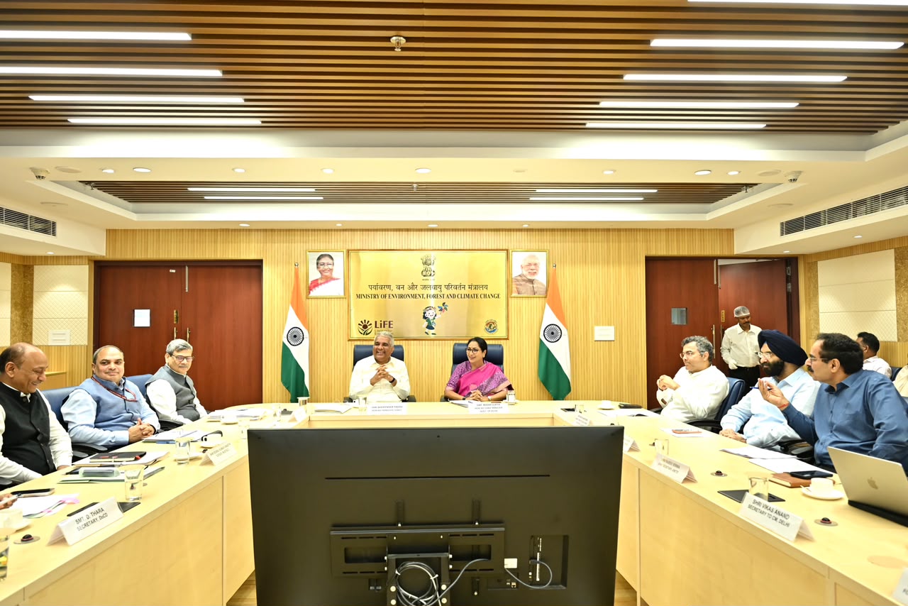 पर्यावरण, वन और जलवायु परिवर्तन मंत्री भूपेंद्र यादव ने दिल्ली की मुख्यमंत्री रेखा गुप्ता के साथ की उच्च स्तरीय बैठक
