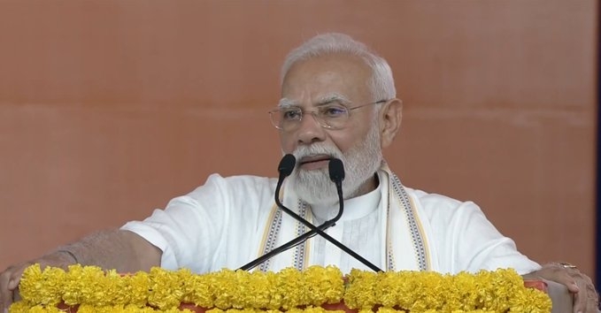 PM Modi calls upon citizens to make social service and cleanliness everyday’s habits