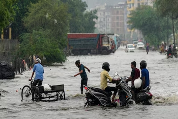 Heavy to very heavy rainfall likely at isolated places in Chhattisgarh, East MP & Uttarakhand  