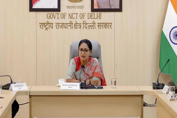 Delhi CM Rekha Gupta Directs MCD to Act Against Illegal Structures Across Capital
