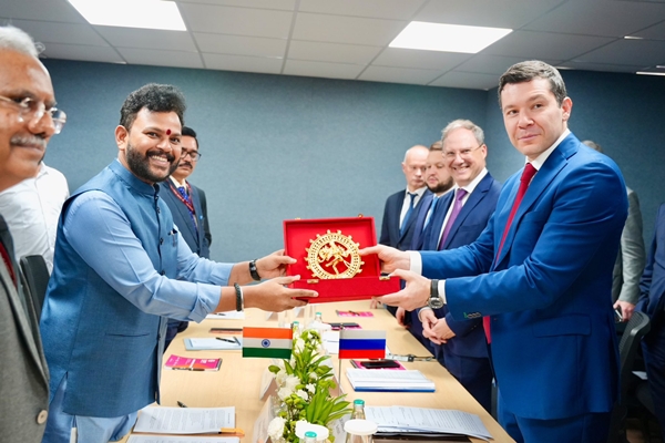 India and Russia step forward on joint production of civil passenger planes 