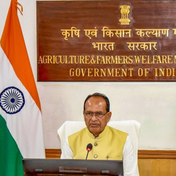 Agriculture Minister reviews progress of PM-DDKY; Stresses on timely delivery of benefits to farmers