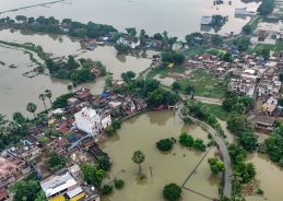 Floods Disrupt Normal Life in Bihar as Major Rivers Flow Above Danger Mark Floods Disrupt Normal Life in Bihar as Major Rivers Flow Above Danger Mark