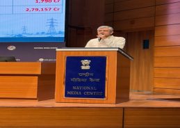 Cabinet hikes MSP for all rabi crops; safflower gets ₹675 increase