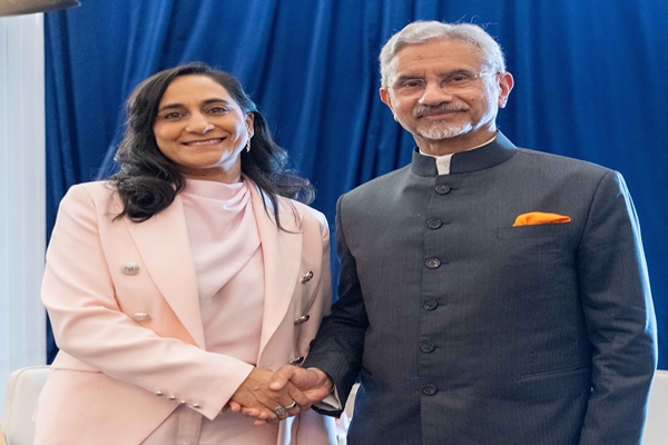 EAM Jaishankar, Canadian Foreign Minister Discuss Strengthening India-Canada Ties