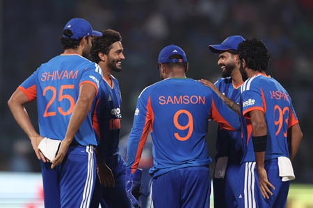 India beat Afghanistan by 7 wickets in second T20I to take unassailable 2-nil lead in 3-match series