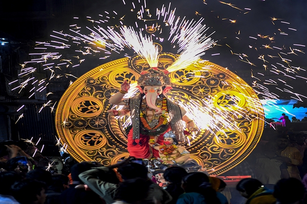 Mumbai gears up for smooth, safe Ganesh idol immersions