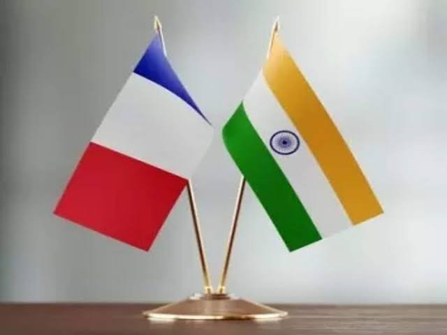 भारत और फ्रांस की कंपनियों ने अंतरिक्ष क्षेत्र में सहयोग के लिए तीन नए समझौतों पर हस्ताक्षर किए