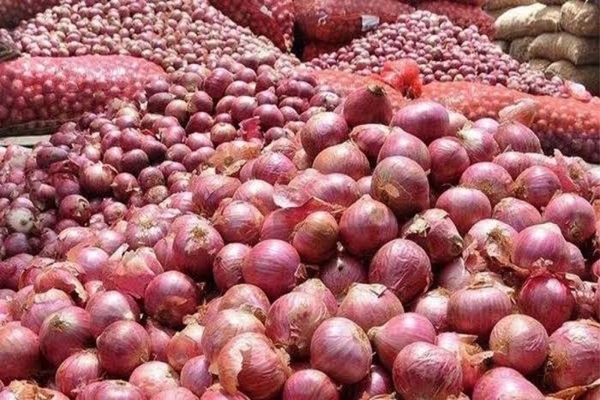 Kanda Express carrying onions from Govt buffer stock to reach Kolkata on Sept 24