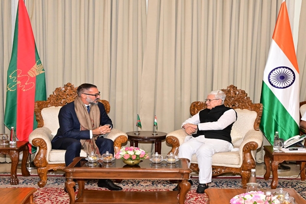 Prince Rahim Aga Khan V Meets Maharashtra Governor, Discusses Climate Action, Environmental Protection