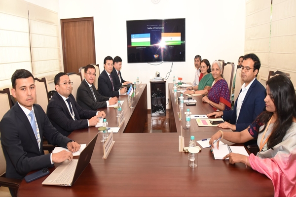 India, Uzbekistan Discuss Economic and Financial Cooperation on Sidelines of BRICS Summit
