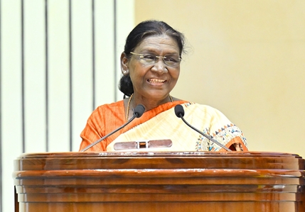 President Droupadi Murmu pays tributes to teachers on occasion of Teachers’ Day