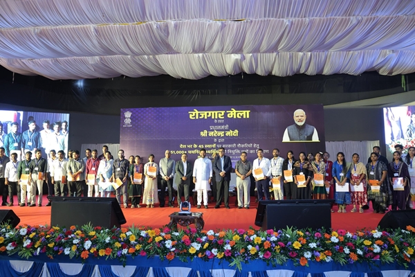 Union Minister K Ram Mohan Naidu Distributes Appointment Letters to 200 Recruits in Visakhapatnam