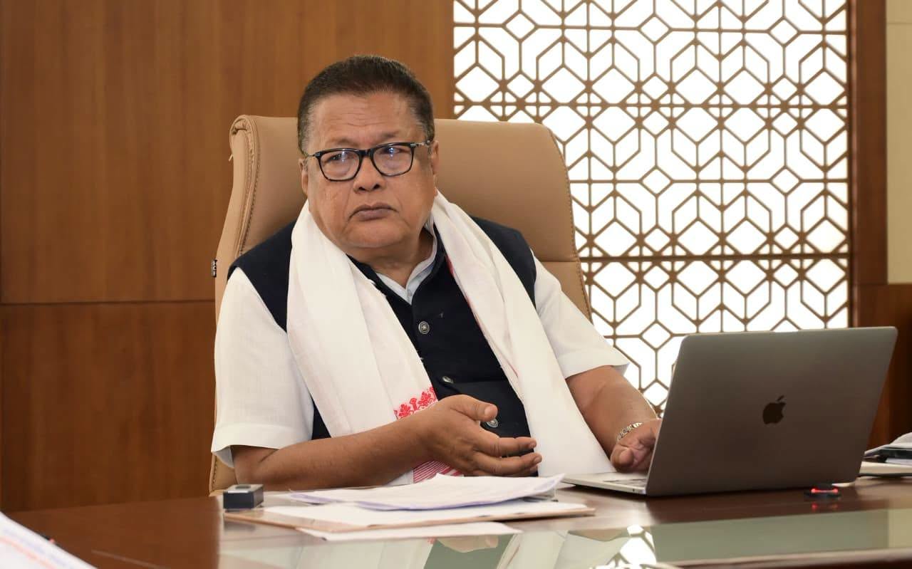 চৰকাৰী বিদ্যালয়ত ছাত্ৰ-ছাত্ৰীৰ সংখ্যা হ্ৰাস পোৱা নাই বুলি শিক্ষামন্ত্ৰীৰ প্ৰকাশ