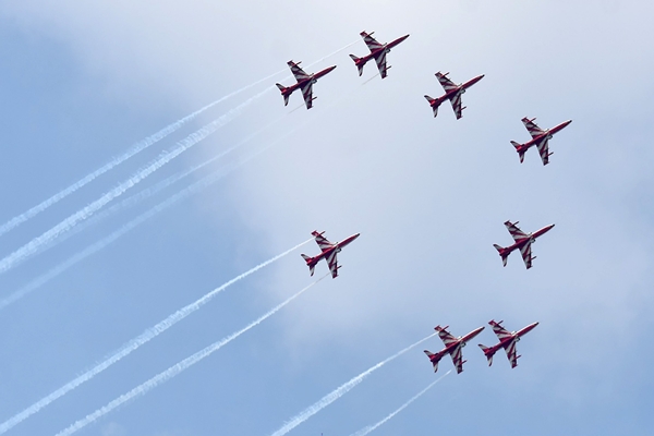 Suryakiran Aerobatic Team takes to Meerut skies for the first time