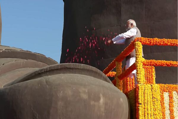 PM Modi inaugurates projects worth ₹400 crore in Ekta Nagar; pays tribute to Sardar Patel on birth anniversary