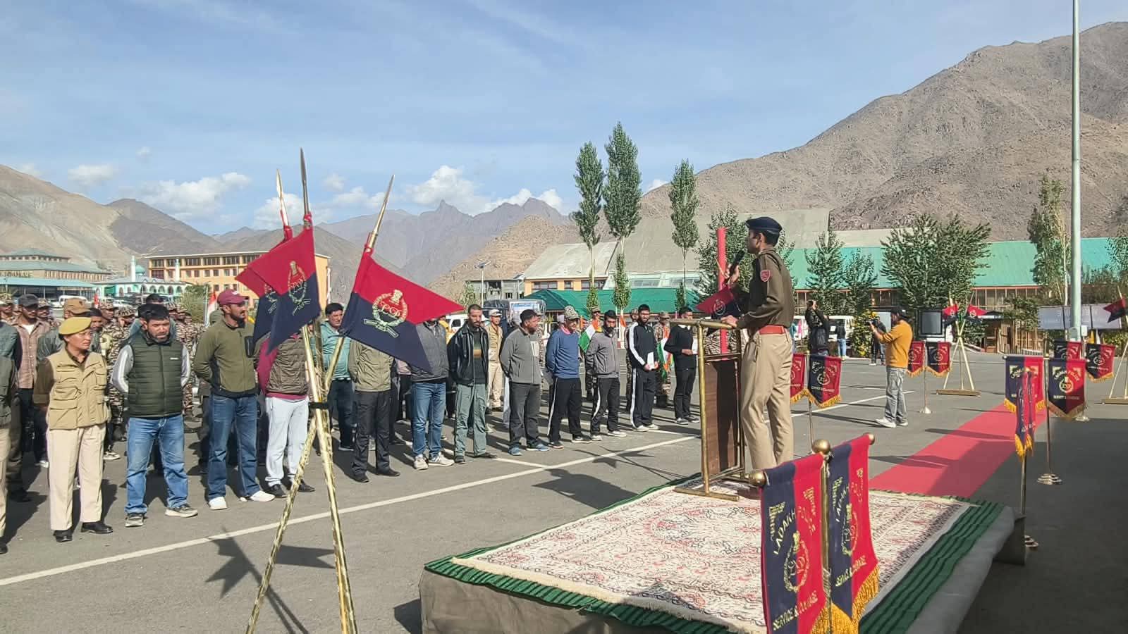 Ladakh Police Bike Rally Flagged Off from Kargil for Rashtriya Ekta Diwas Celebrations in Gujarat