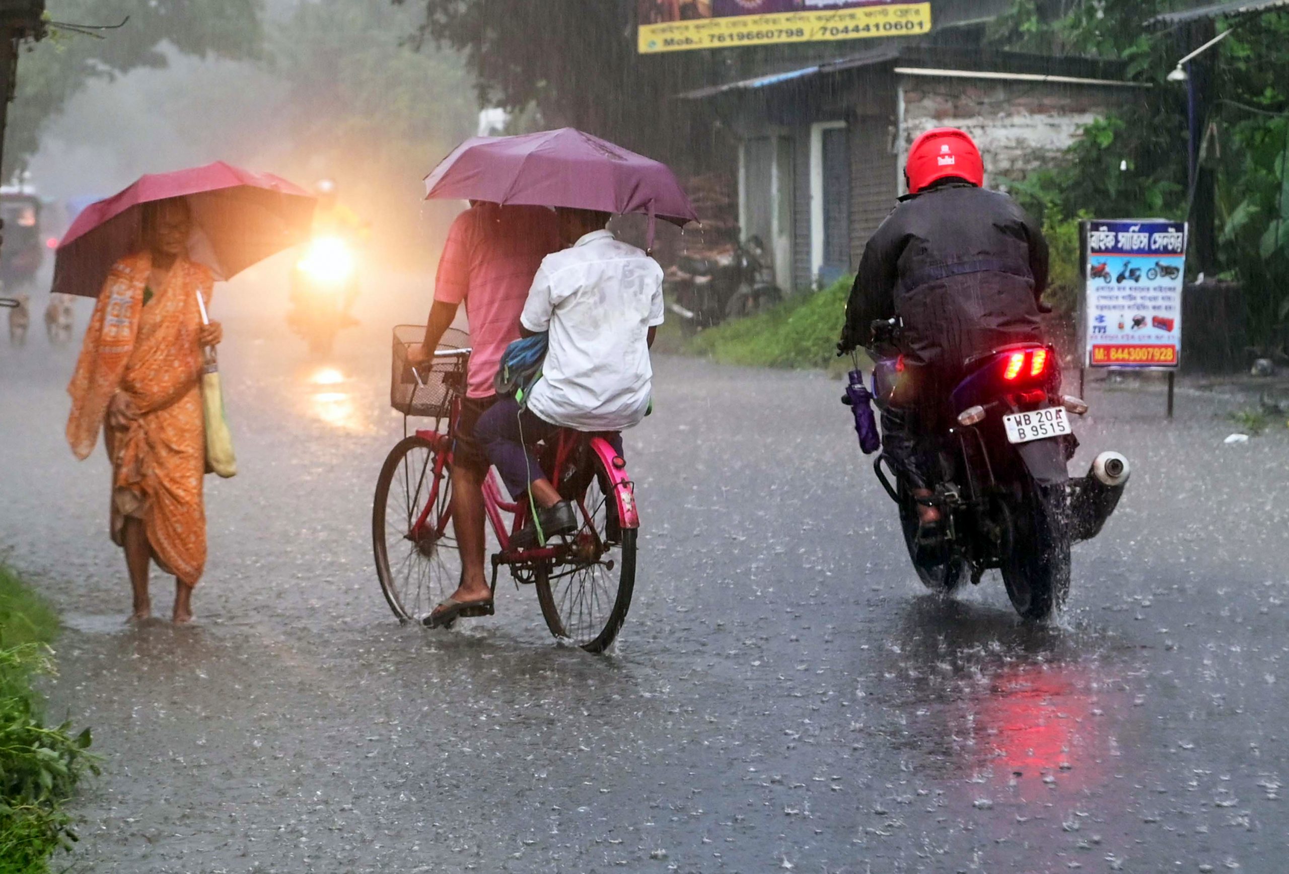 All 14 Districts in Keralam Under Rain Alert