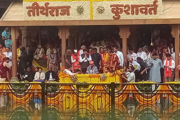 महाराष्ट्र के नाशिक और त्र्यंबकेश्वर में सिंहस्थ कुंभ मेले का शुभारंभ