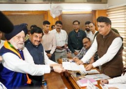 Hardeep Singh Puri files nomination for Rajya Sabha by-election from Madhya Pradesh